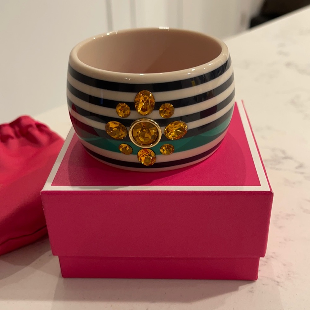 Juicy Couture bangle